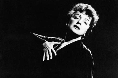 Edith Piaf-Konzert: Ein musikalisches Juwel aus Paris funkelt auf der Berliner Bühne!