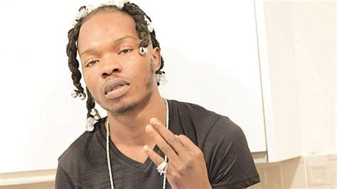 Nigerias Afrobeat-Superstar Naira Marley sorgt für Furore beim Lagos Groove Festival in Berlin!