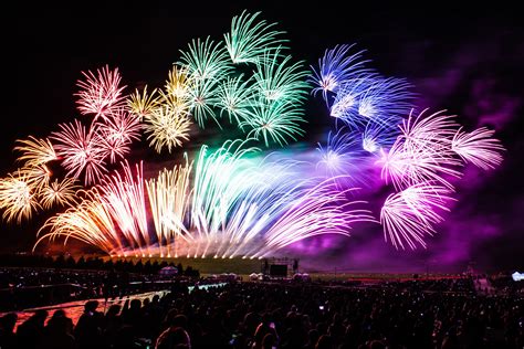 Der Crystal-Star-Festival: Ein musikalisches Feuerwerk mit dem Pop-Prinzen!